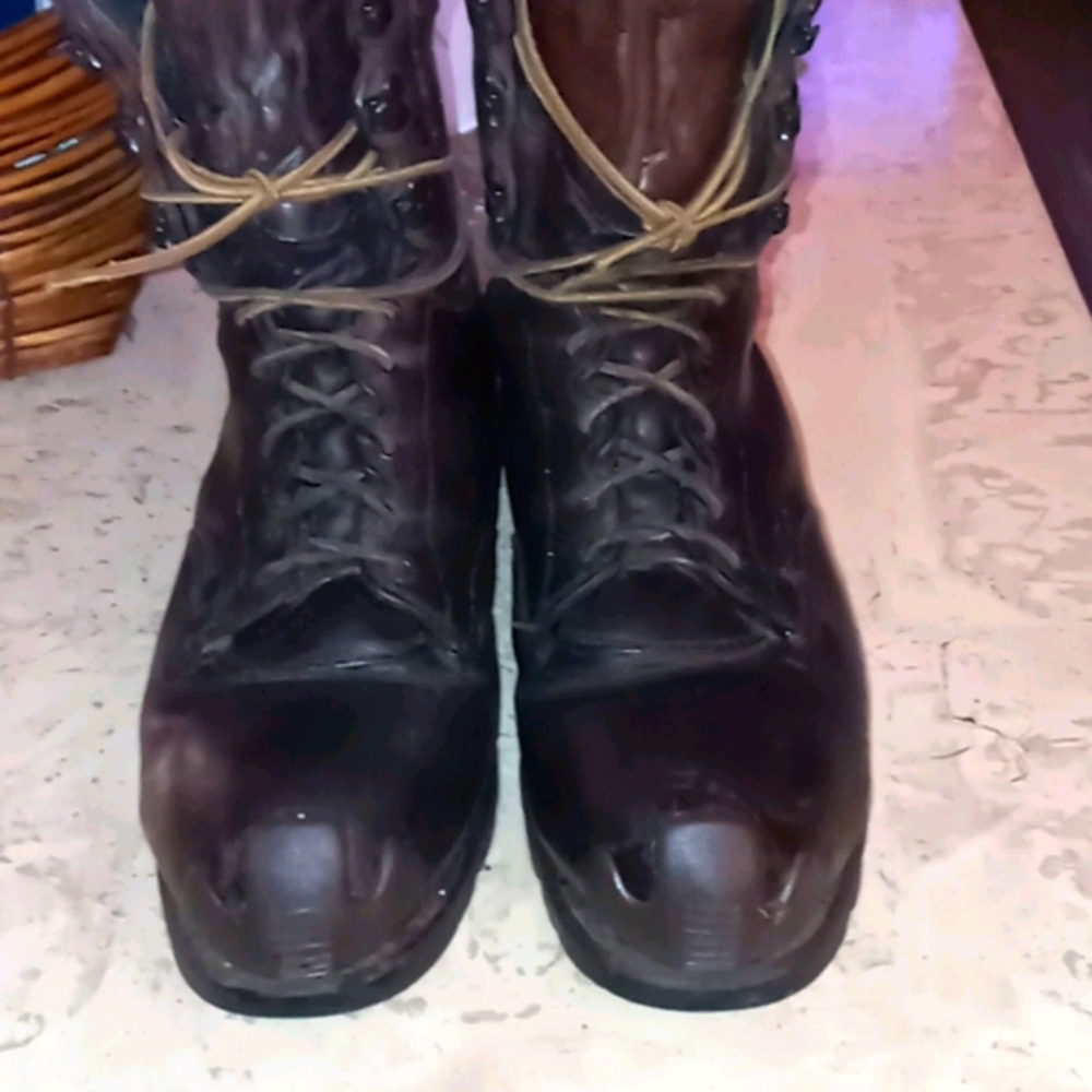 Vintage Red Wings boots
